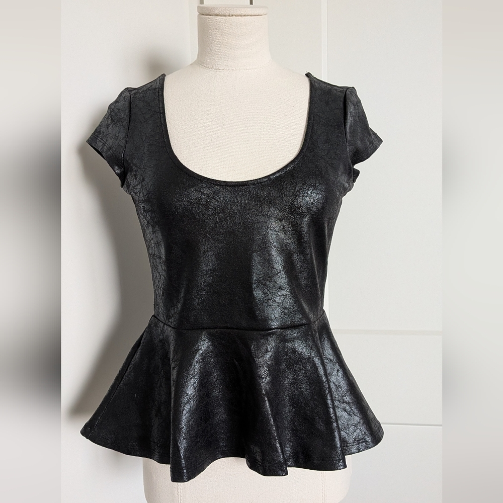 Nasty Gal Black Faux Leather Textured Wet Look Peplum Top Small